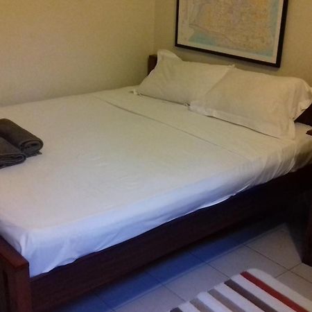 Marien Ngouabi Serviced T0 Chalet Maputo Exteriör bild